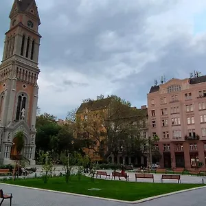 Designer Apartment With Ac Budapest